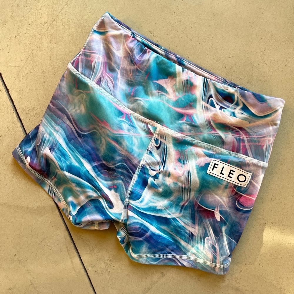 FLEO shorts